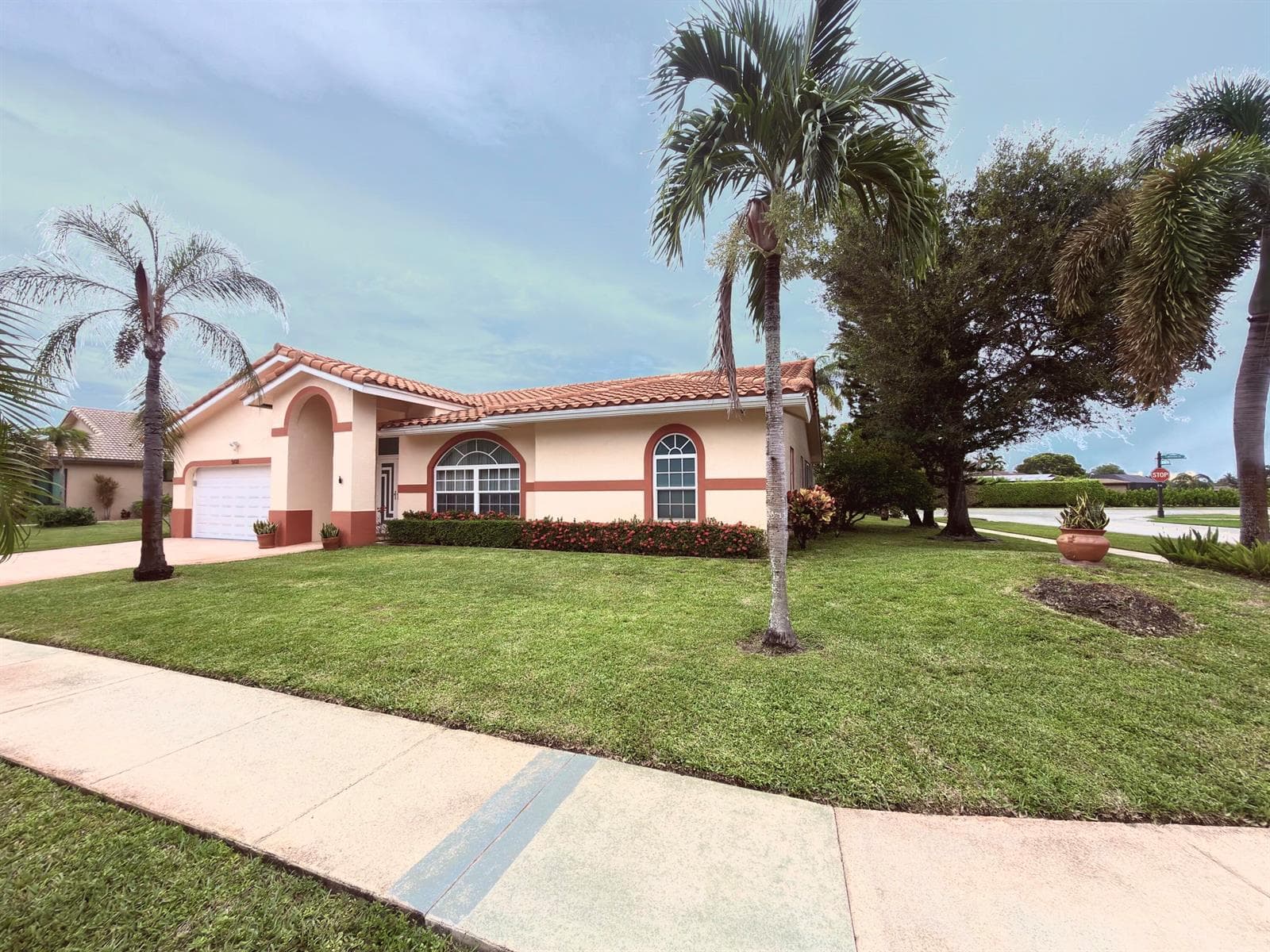 501 SW 168th Way, Weston FL 33326 photo 2