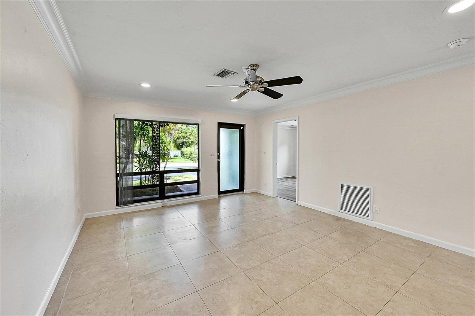 2200 NE 54TH Street # East, Fort Lauderdale, FL 33308 photo 4