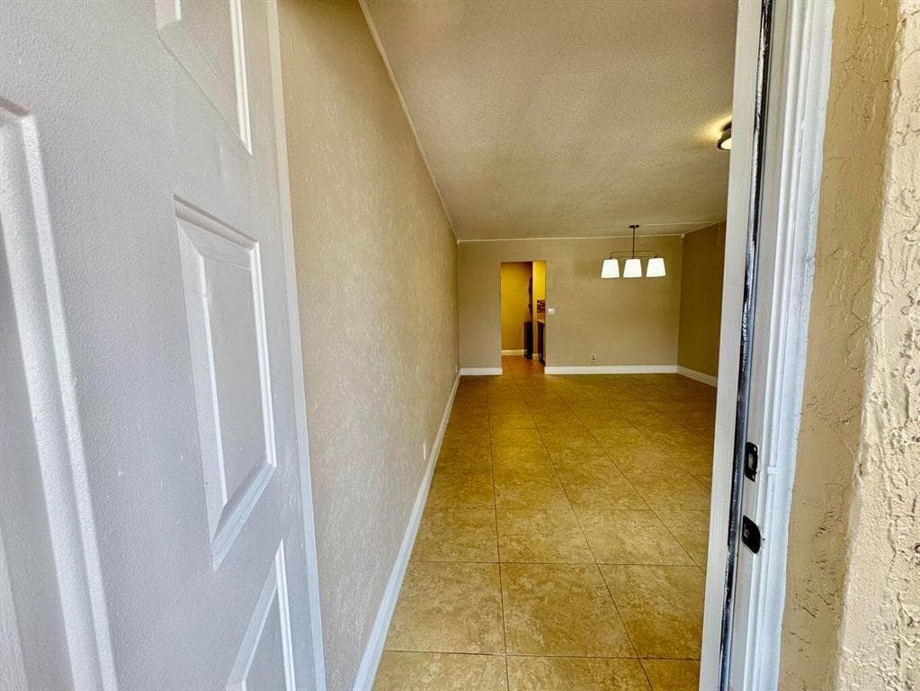 10008 TWIN LAKES Drive # 36-A, Coral Springs FL 33071 photo 4