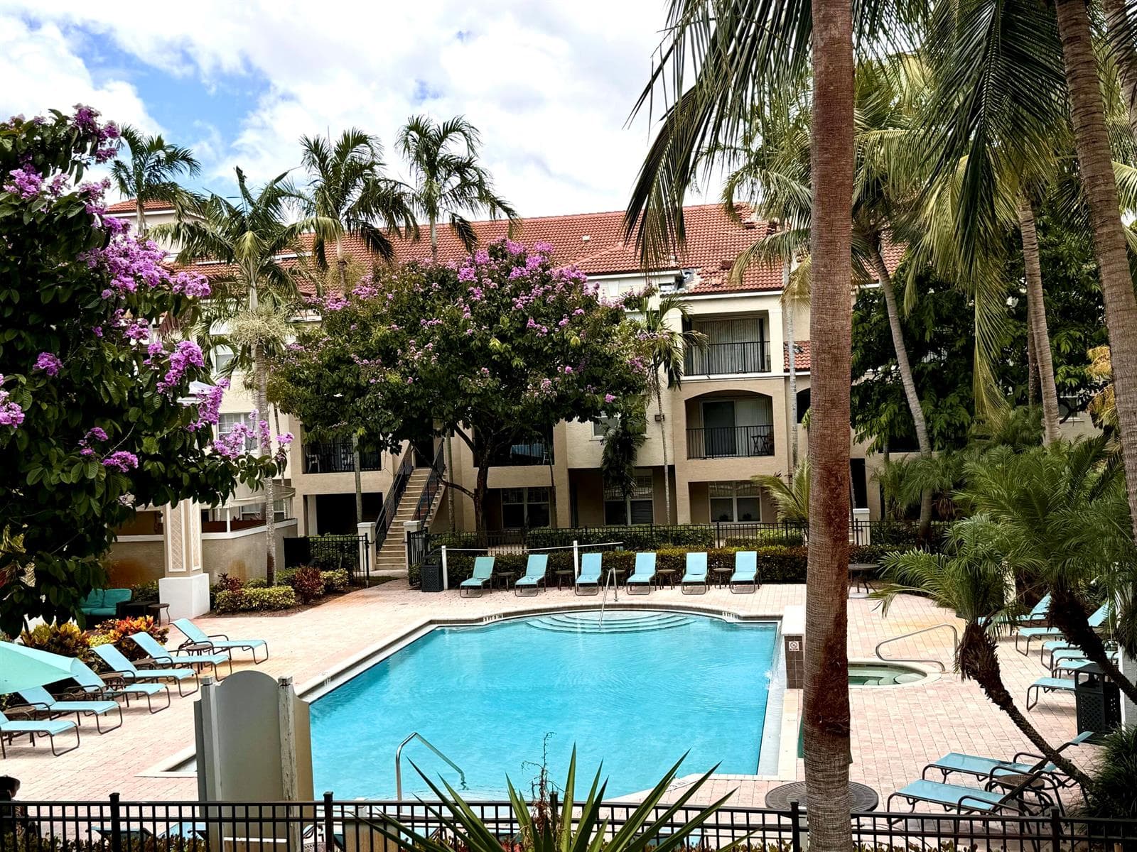 5840 W SAMPLE Road # 303, Coral Springs FL 33067 photo 2