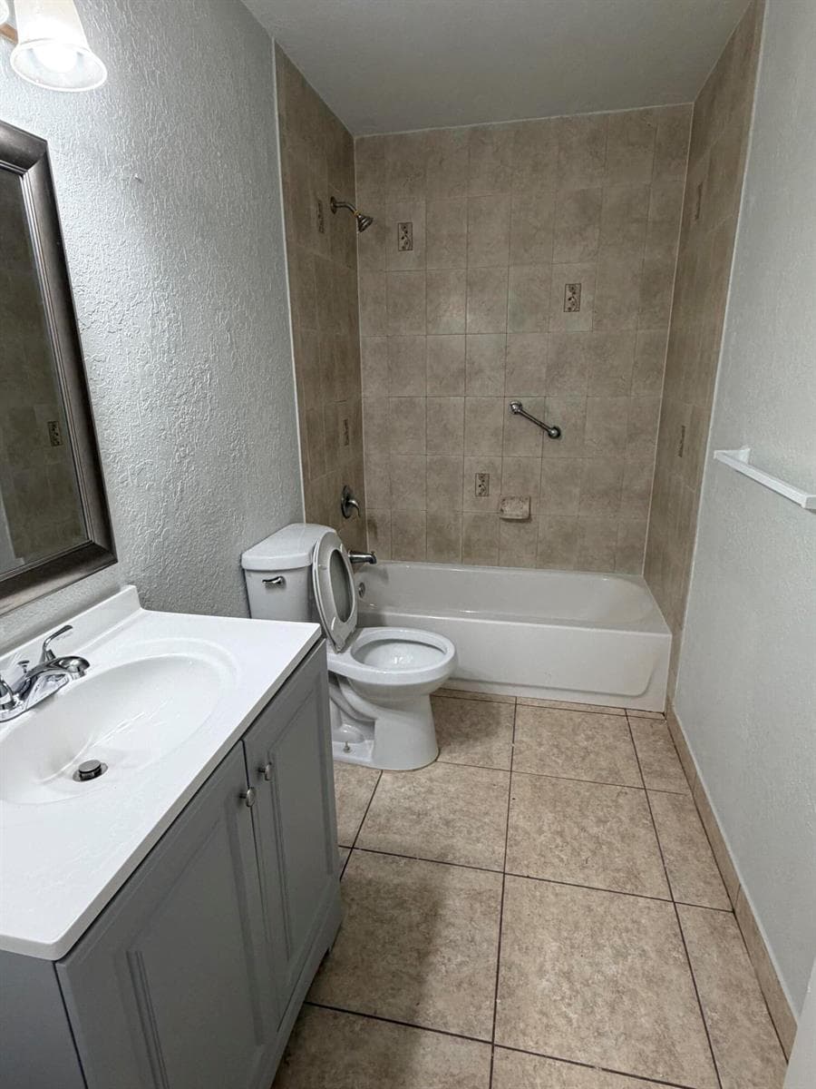 5572 SW 6th Court, Margate FL 33068 photo 4