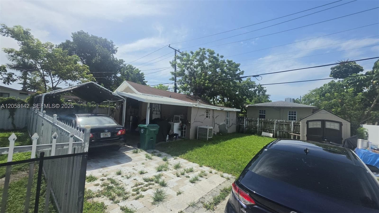 1888 NW 18th St, Miami FL 33125 photo 2