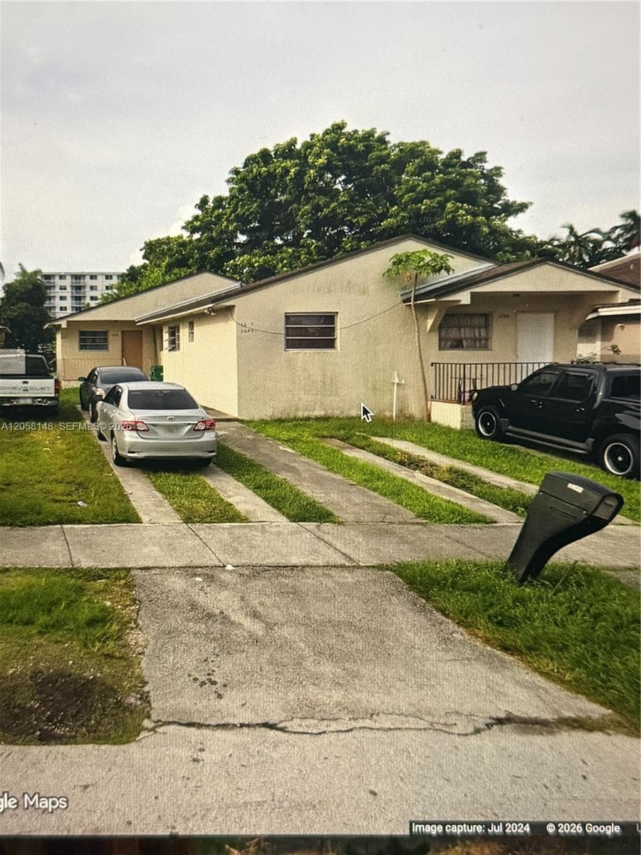 1286 NE 110th St, Miami FL 33161 photo 2