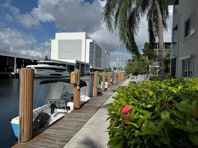 1500 SE 15TH Street SE # 212, Fort Lauderdale FL 33316