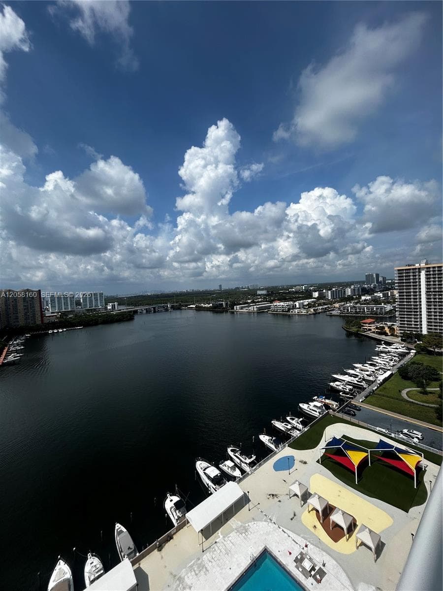 250 174th St # 2102, Sunny Isles Beach FL 33160