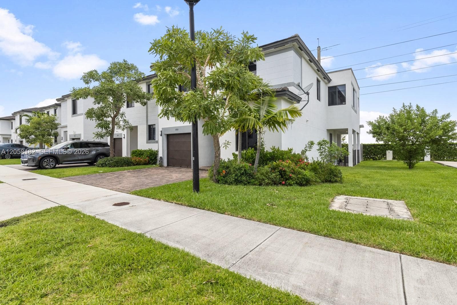 15725 SW 136th Ter, Miami FL 33196 photo 2