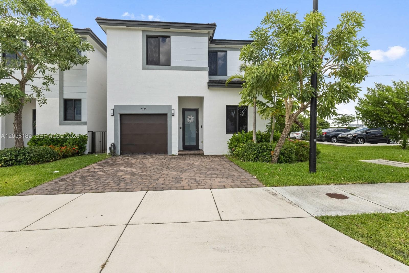 15725 SW 136th Ter, Miami FL 33196