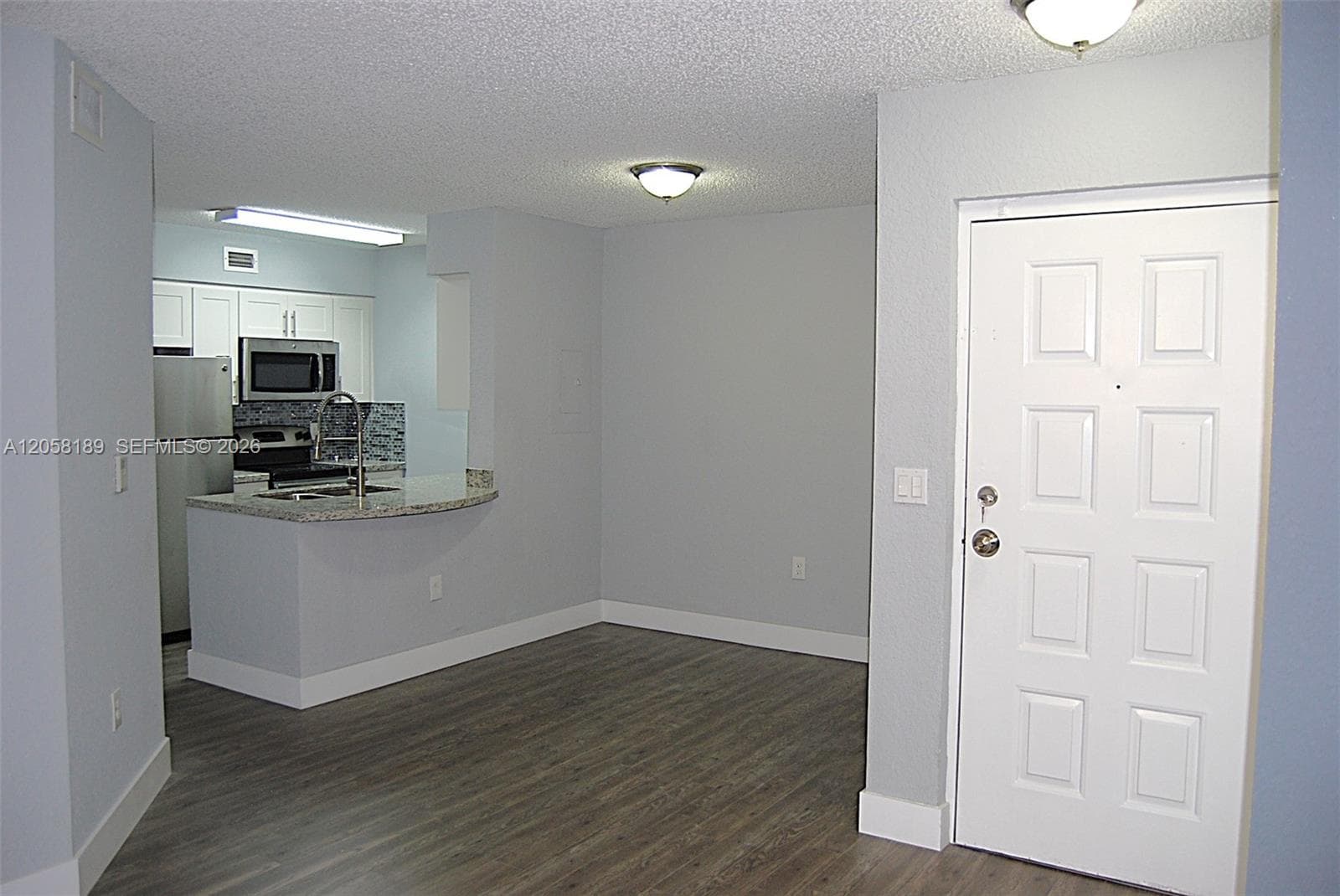 2803 N Oakland Forest Dr # 108, Oakland Park FL 33309 photo 3