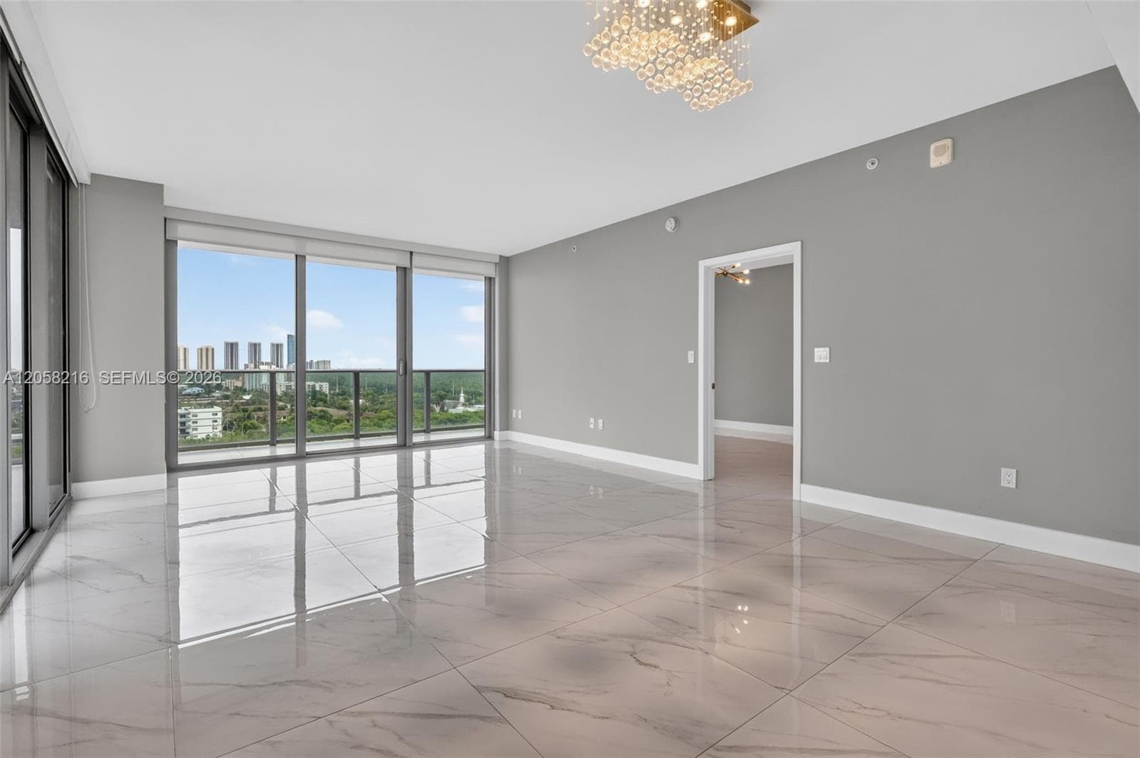 16385 Biscayne Blvd # 1215, North Miami Beach FL 33160 photo 2