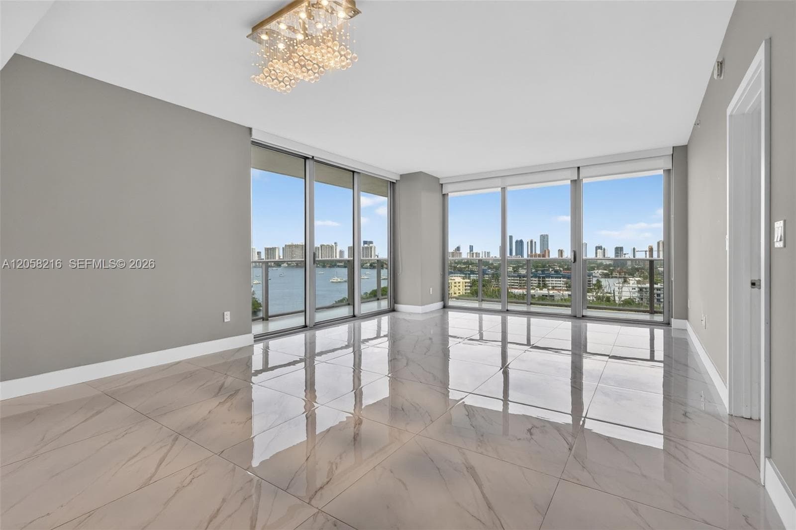 16385 Biscayne Blvd # 1215, North Miami Beach FL 33160 photo 3