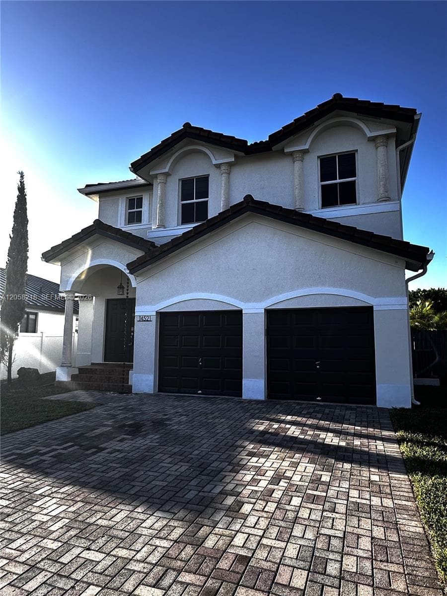 14521 SW 13th Ter, Miami FL 33184 photo 2