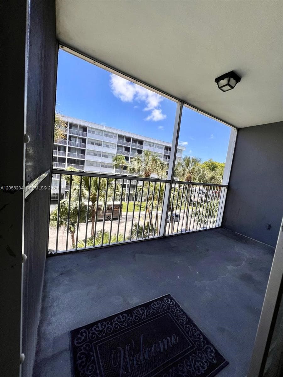 700 NW 214th St # 411, Miami Gardens FL 33169 photo 3