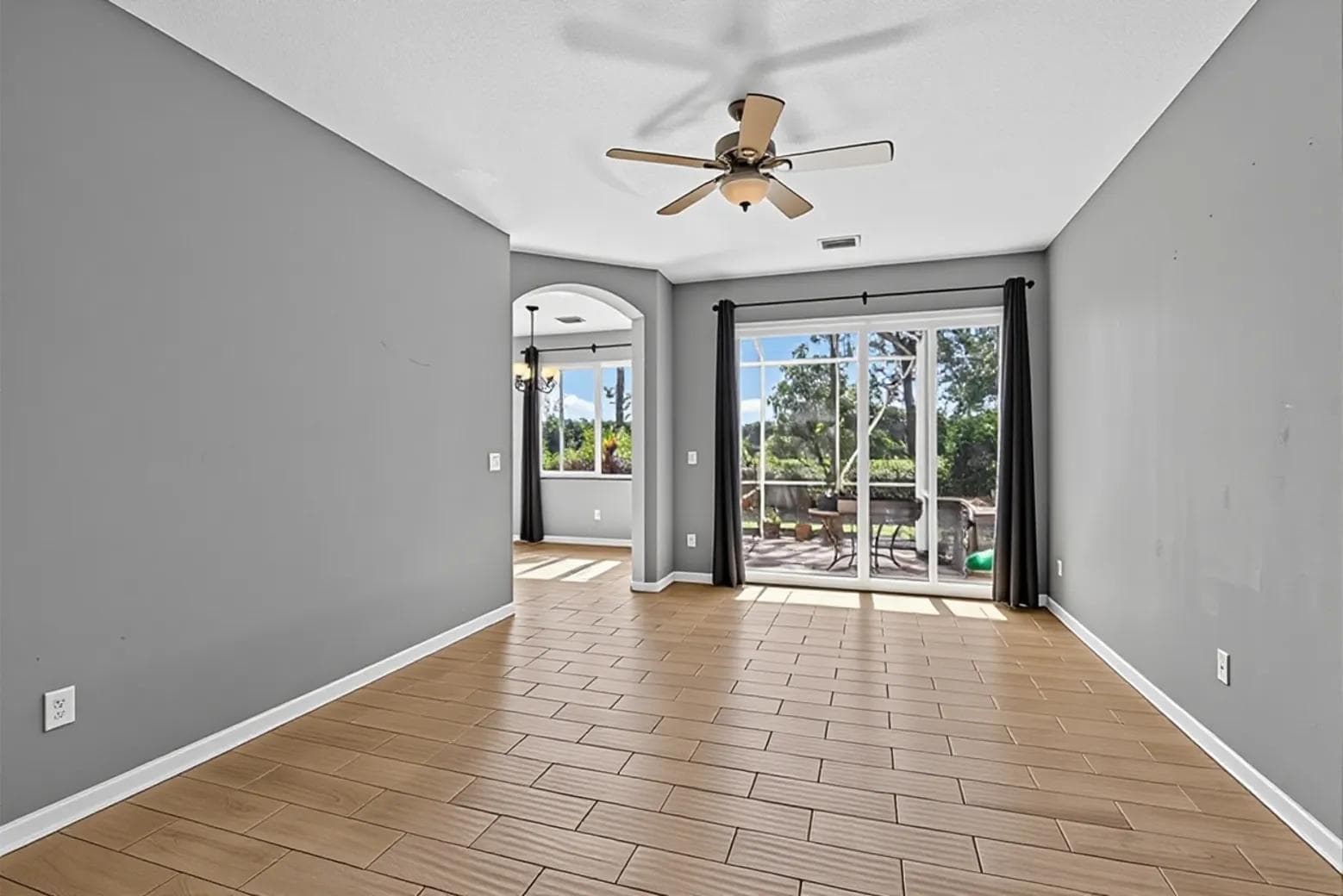 333 River Bluff Lane, Royal Palm Beach FL 33411 photo 3