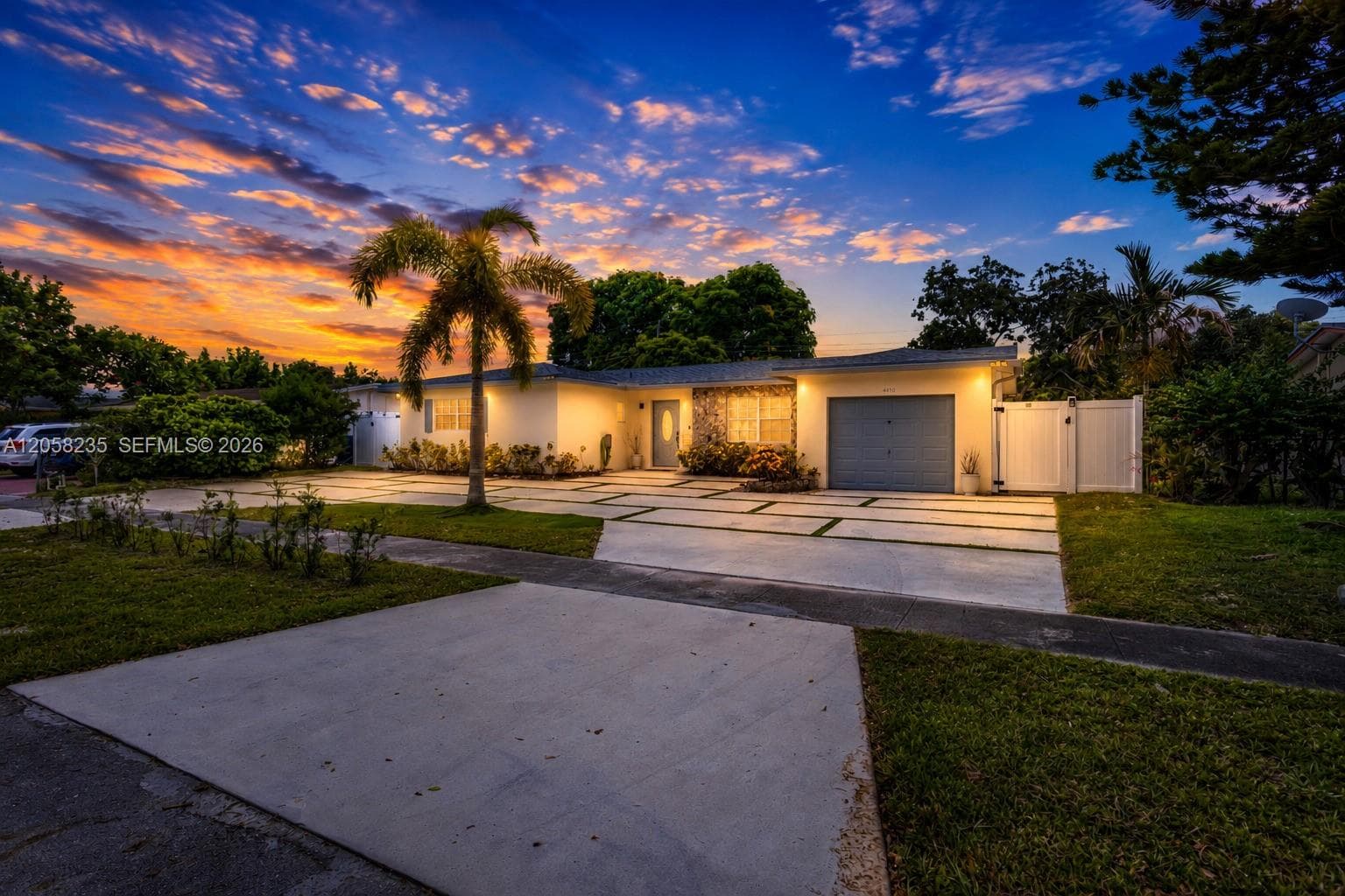 4930 NW 17th St # 0, Lauderhill FL 33313