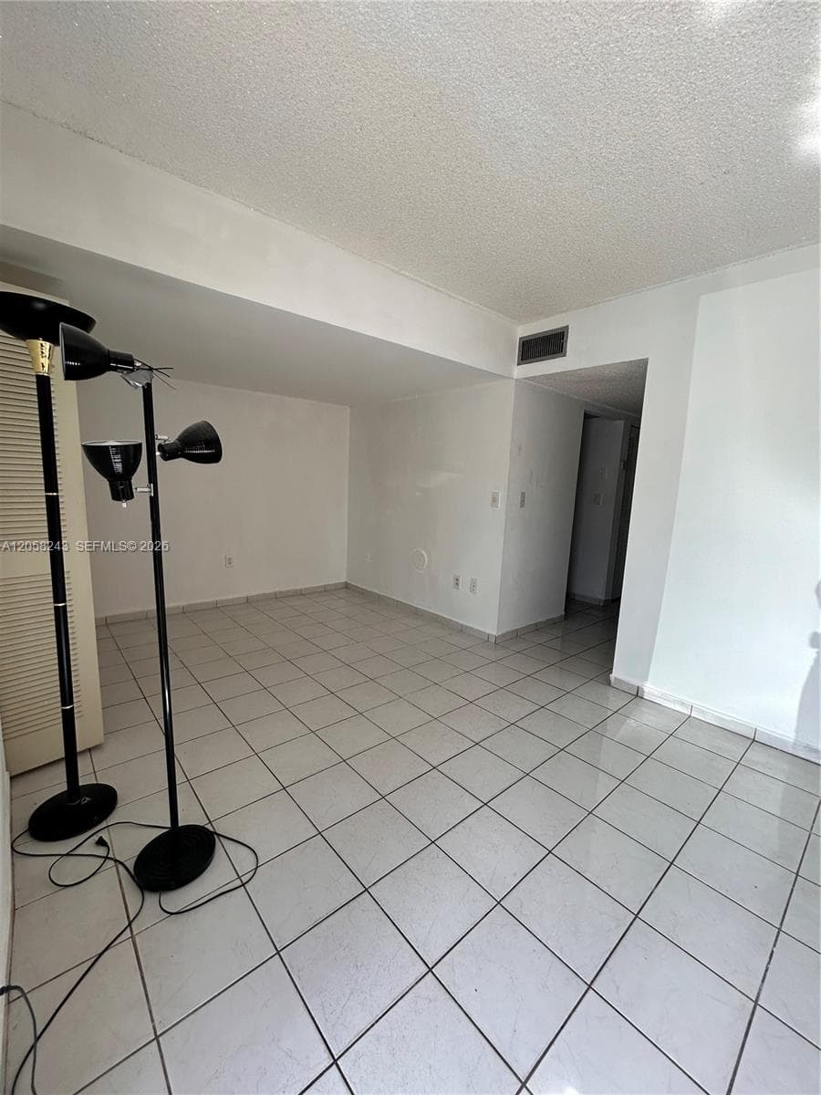 300 NW 42nd Ave # 109, Miami, FL 33126 photo 4