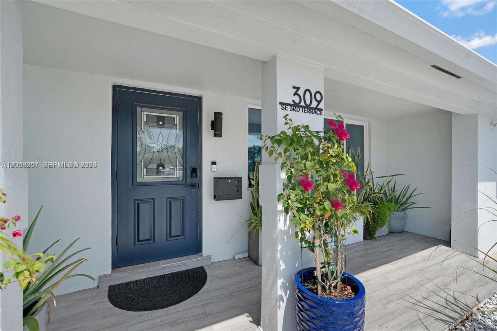 309 SE 3rd Ter, Deerfield Beach FL 33441 photo 2