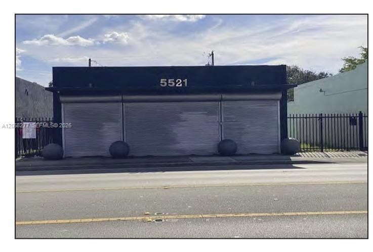 5521 NW 7th Ave, Miami FL 33127