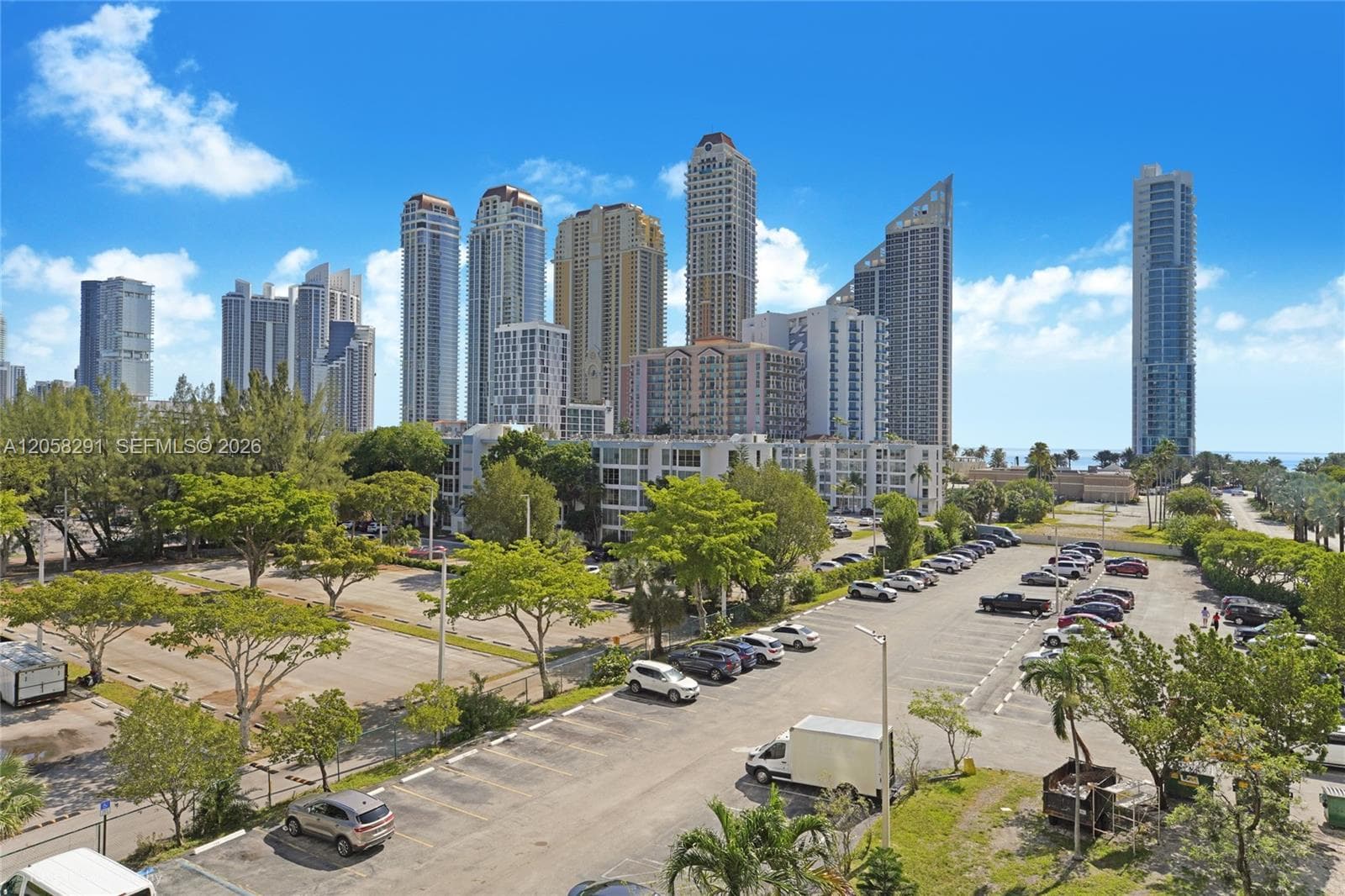 231 174th St # 617, Sunny Isles Beach FL 33160 photo 4
