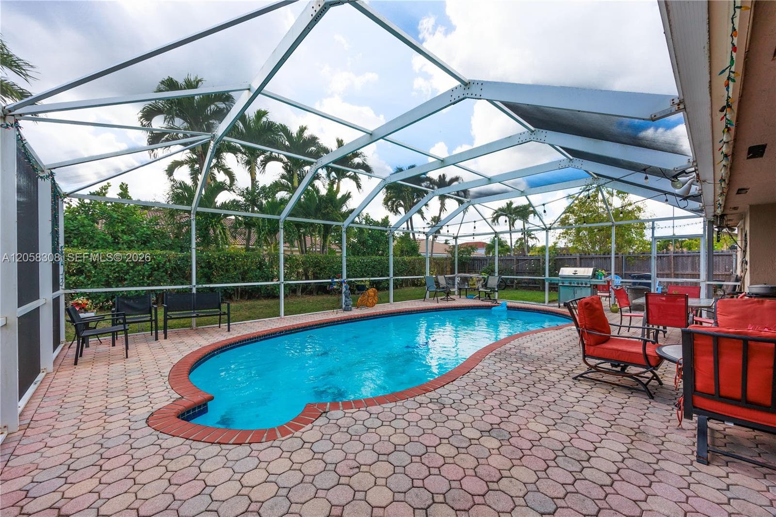 15330 SW 170th Ter, Miami FL 33187 photo 5