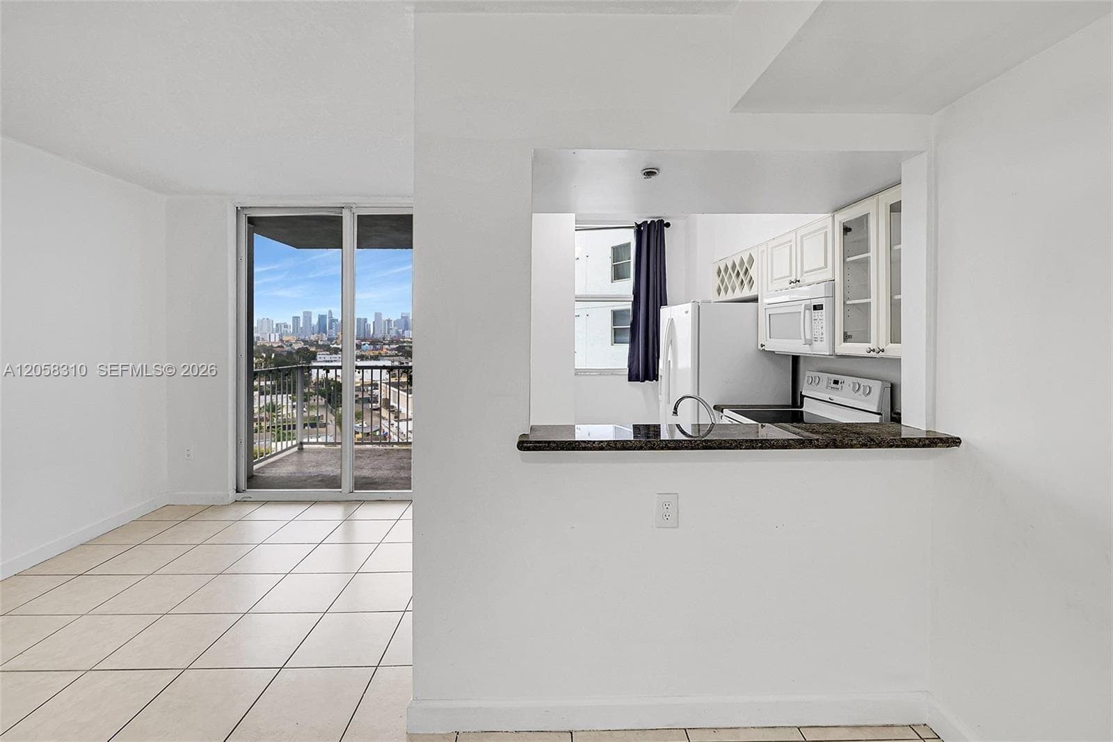 1 Glen Royal Pkwy # 1010, Miami FL 33125 photo 4