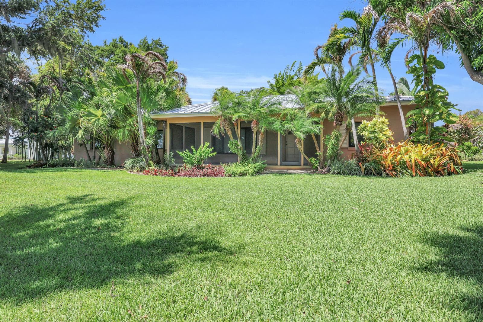 8609 S Indian River Drive, Fort Pierce FL 34982 photo 5