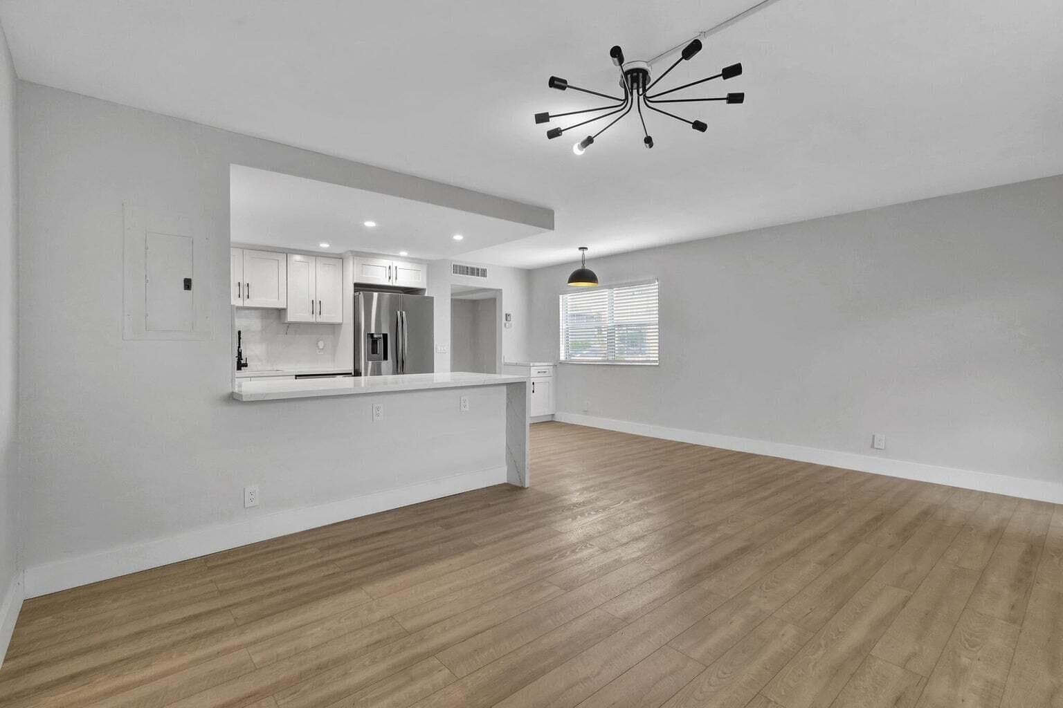 114 Brittany C, Delray Beach FL 33446 photo 4