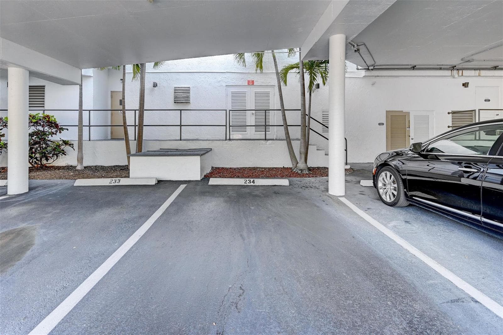 300 Three Islands Boulevard # 101, Hallandale Beach FL 33009 photo 2