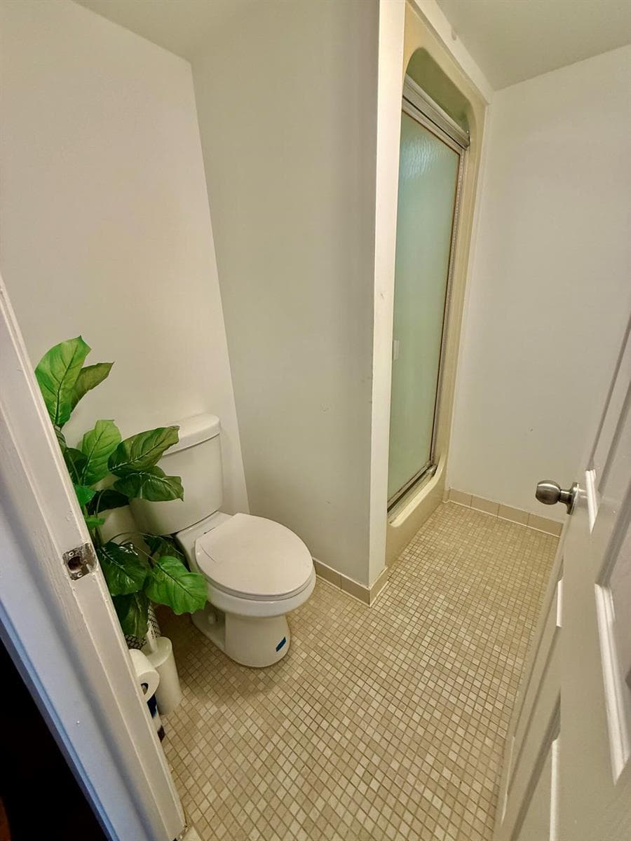 300 Three Islands Boulevard # 101, Hallandale Beach FL 33009 photo 4