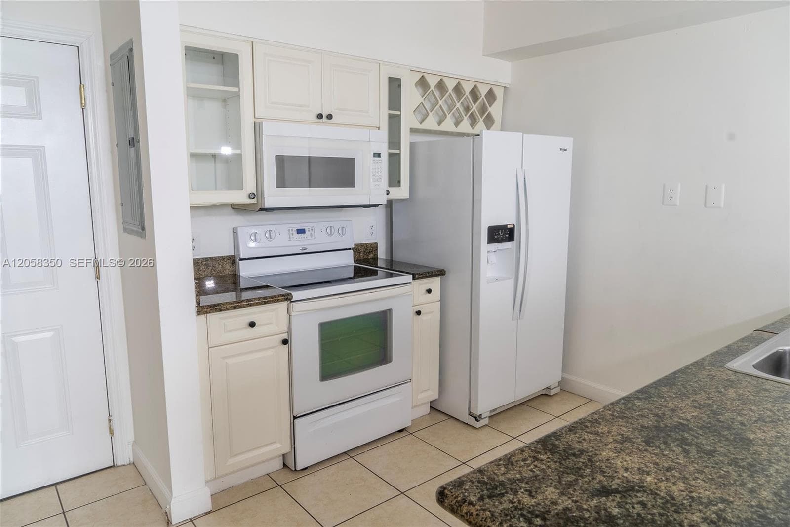 1 Glen Royal Pkwy # 809, Miami FL 33125 photo 5