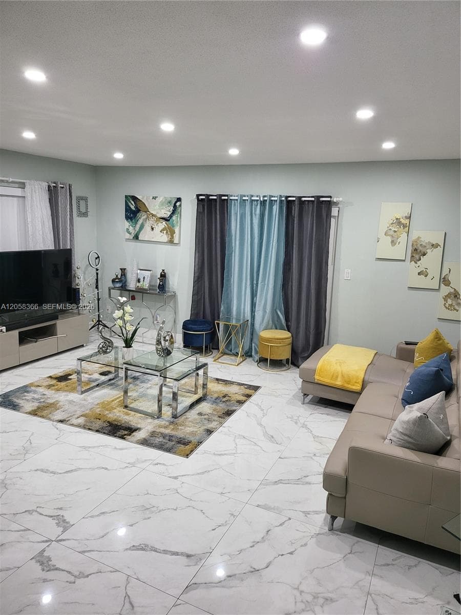 1747 Rodman St # 110, Hollywood FL 33020 photo 3