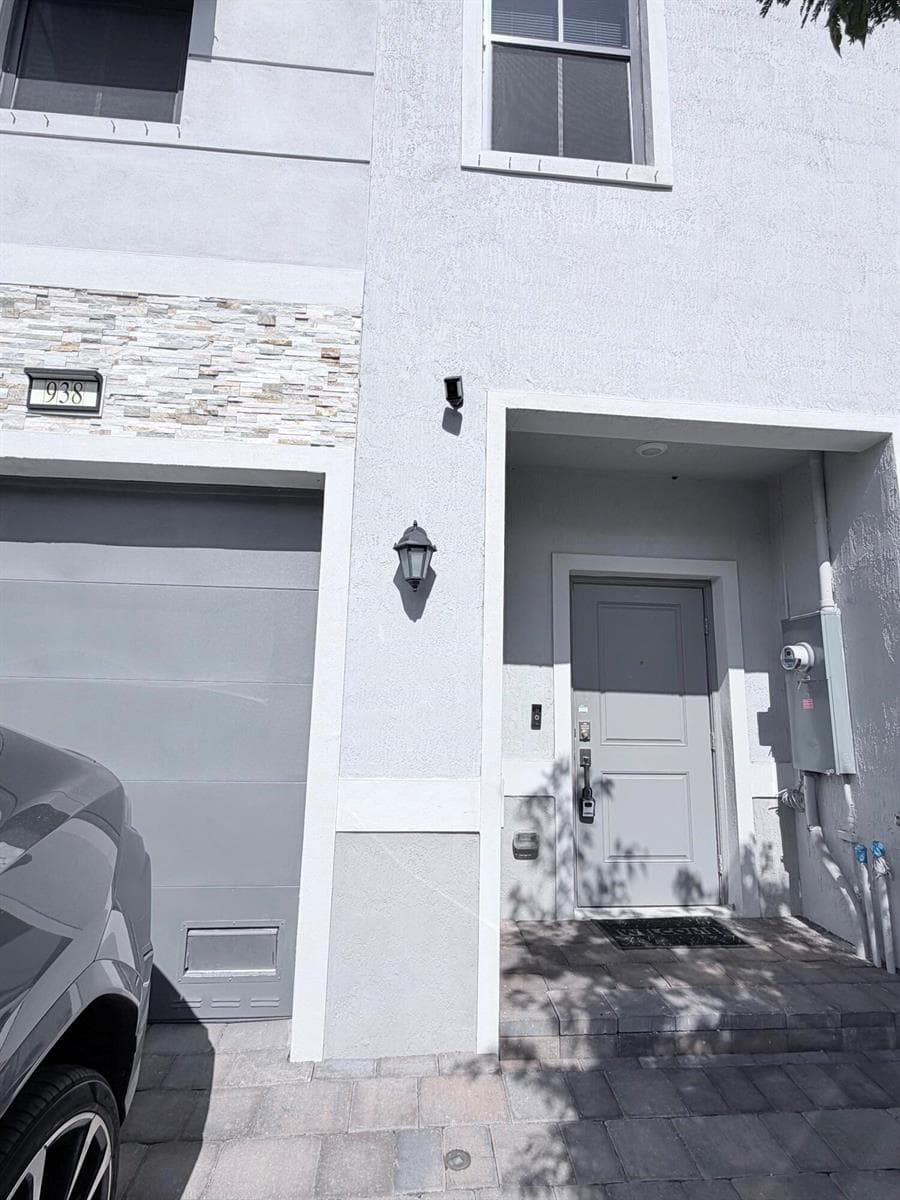 938 NW 3RD Terrace, Pompano Beach FL 33060
