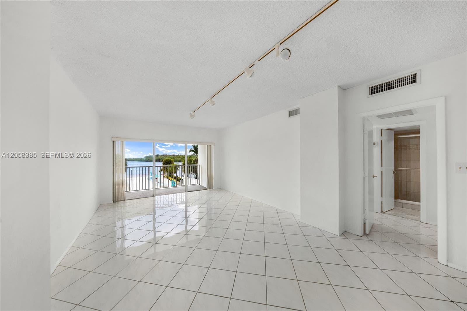 300 Bayview Dr # 202, Sunny Isles Beach FL 33160 photo 3