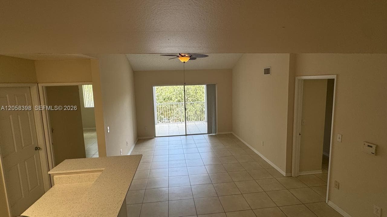 2600 S University Dr # 325, Davie FL 33328 photo 2