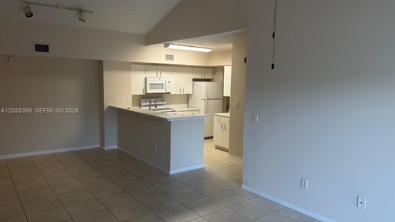 2600 S University Dr # 325, Davie FL 33328 photo 3