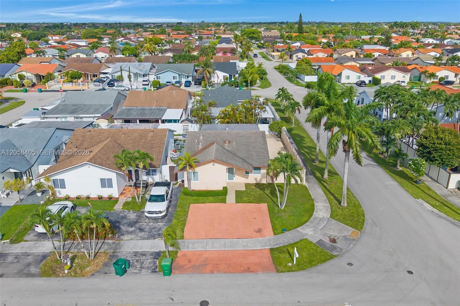1616 SW 137th Pl, Miami FL 33175 photo 2