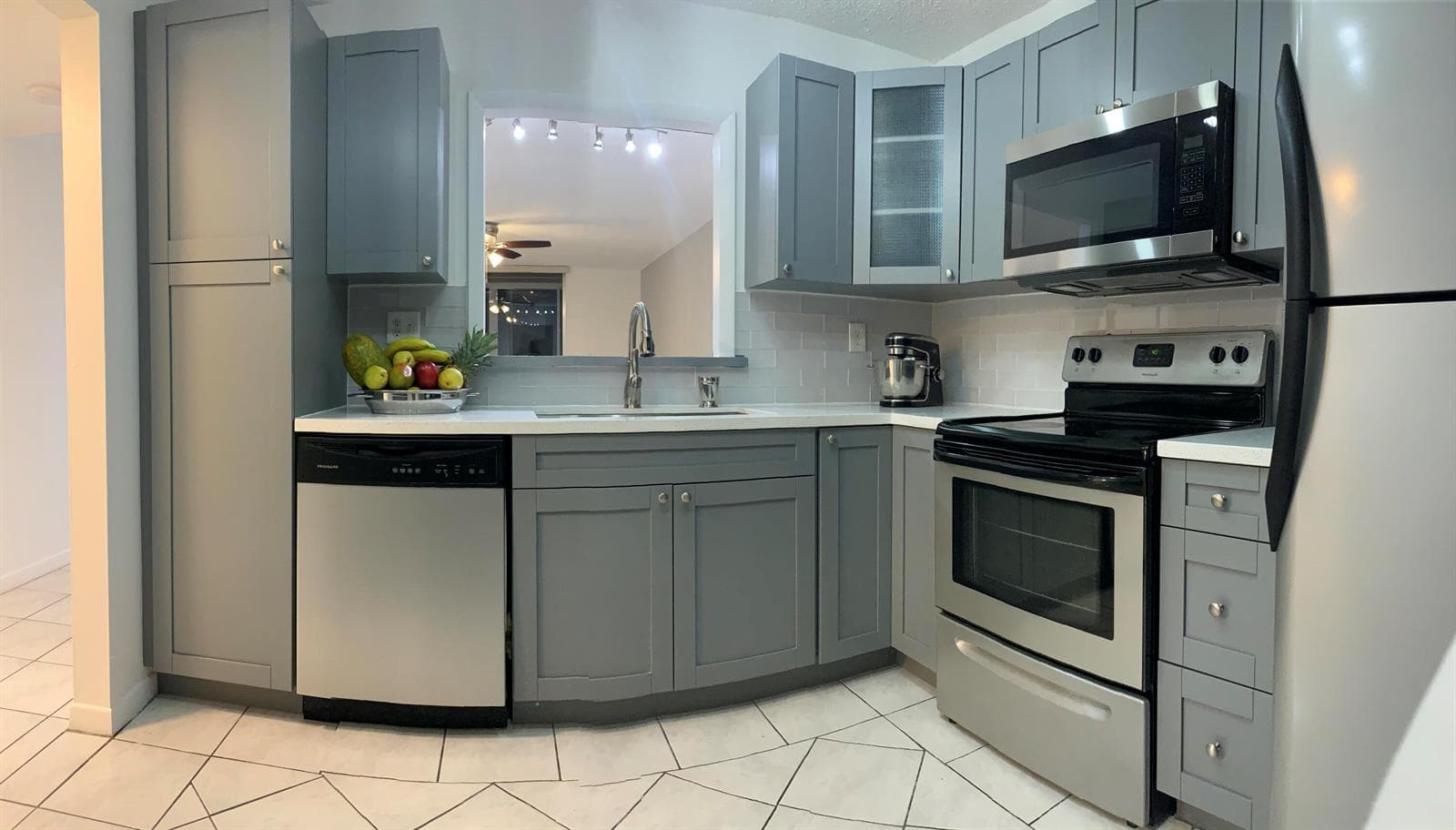 404 NW 68TH Avenue # 205, Plantation FL 33317 photo 3
