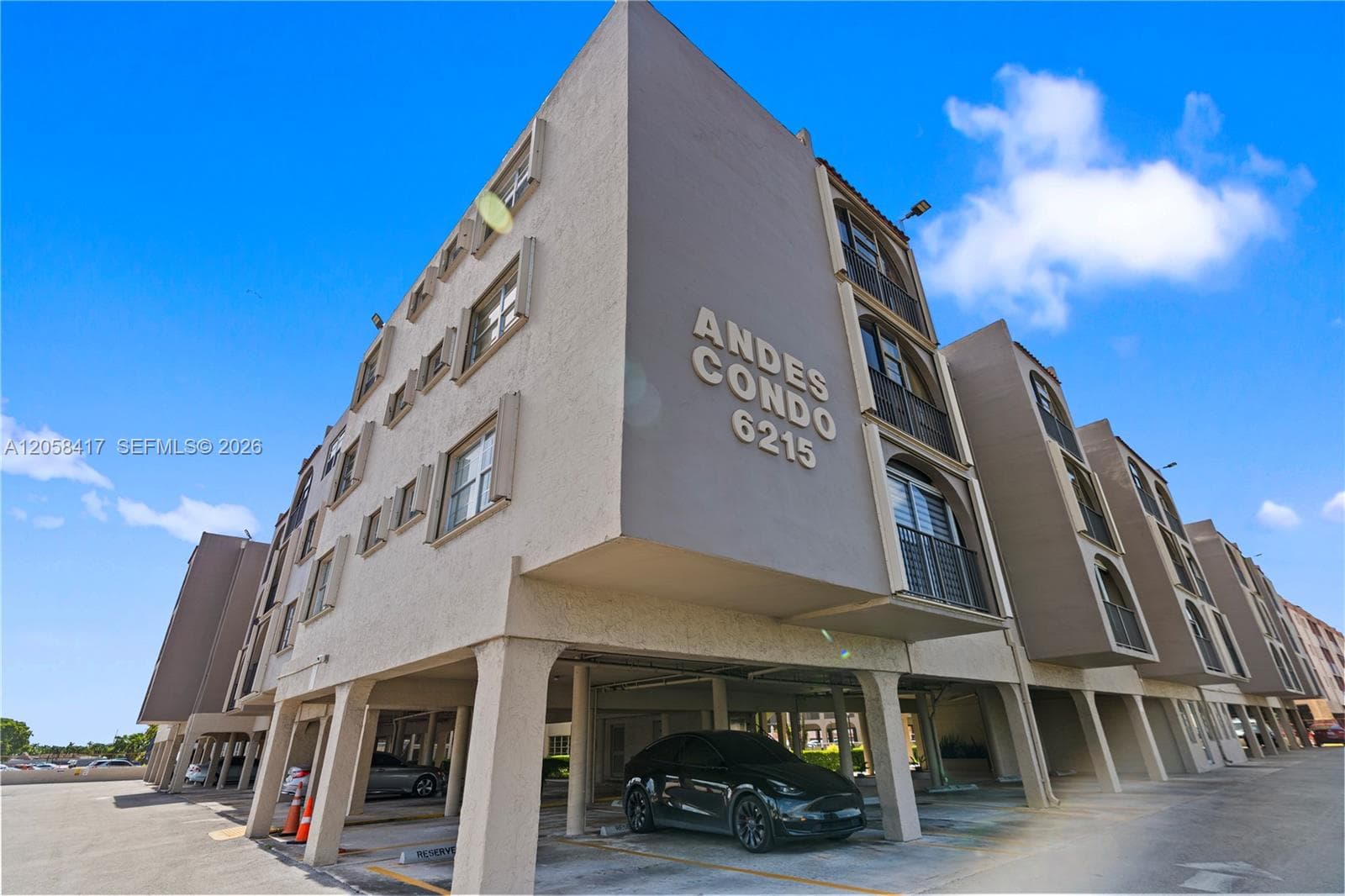 6215 W 20th Ave # 402, Hialeah FL 33012
