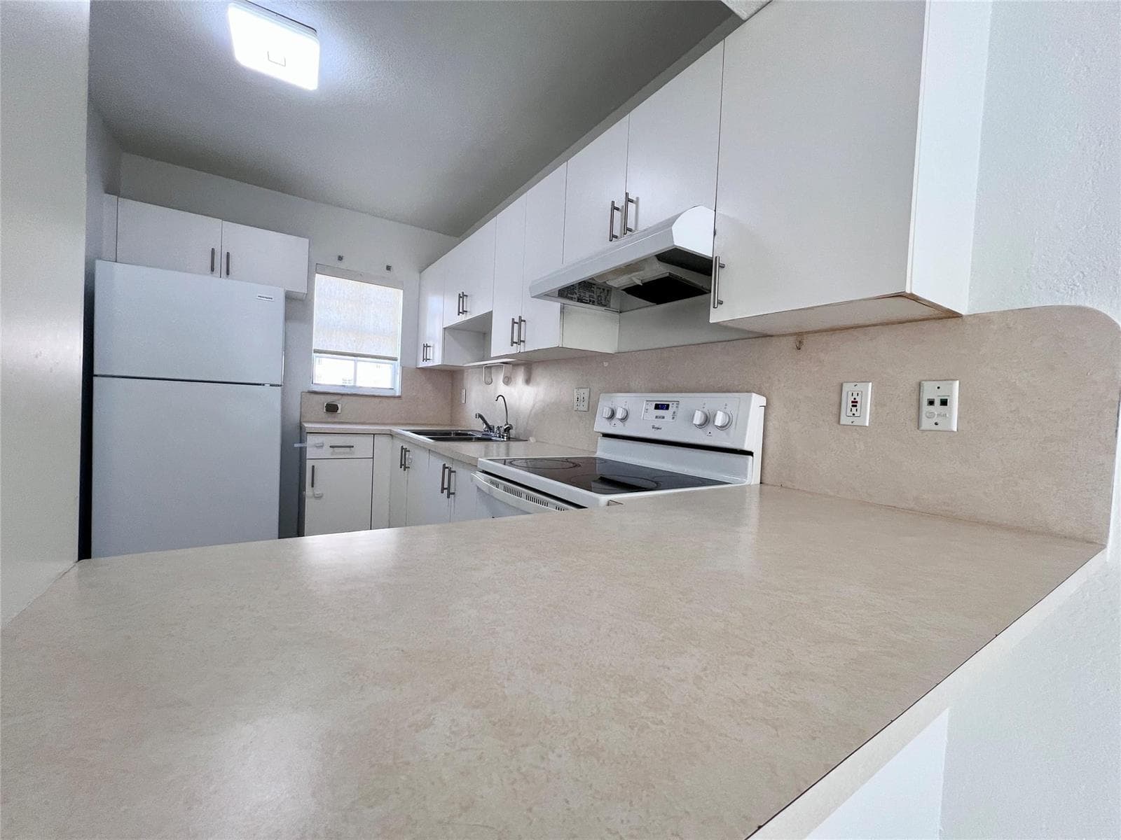 519 W 68th Street # 4, Hialeah FL 33014 photo 4