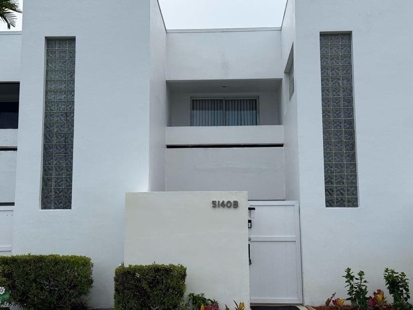 5140 ELMHURST Road # B, West Palm Beach FL 33417 photo 2