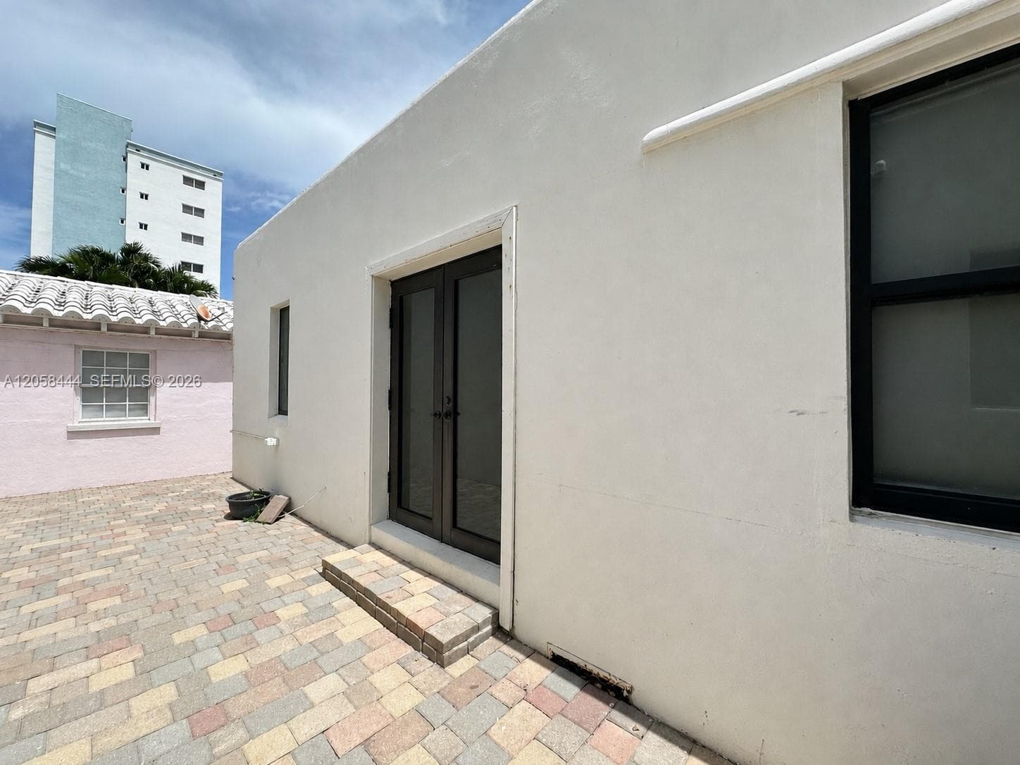323 Fillmore St # 10, Hollywood FL 33019 photo 5