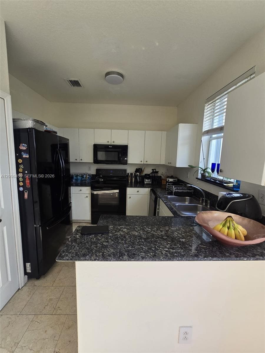 7950 NW 108th Pl, Doral FL 33178 photo 5
