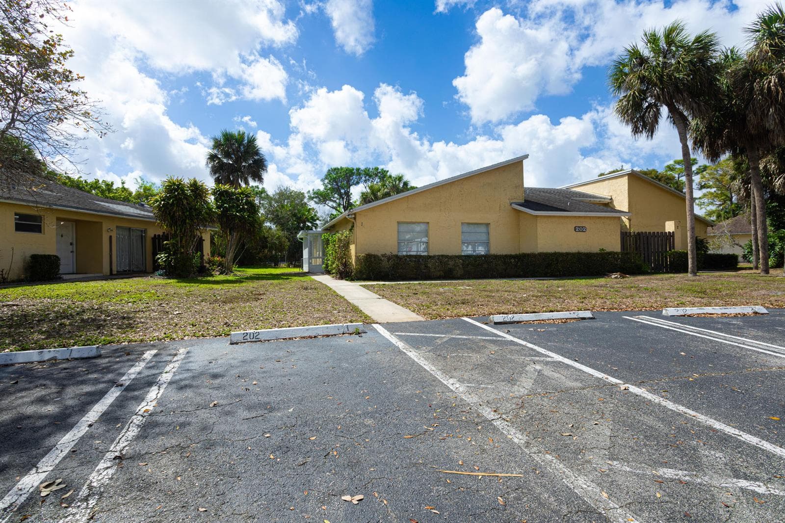 202 Sparrow Drive # 1, Royal Palm Beach FL 33411 photo 3