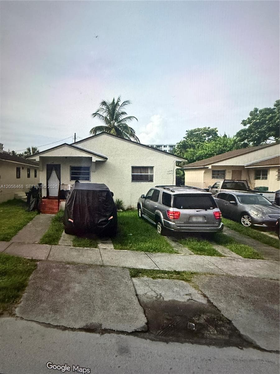 1290 NE 110th St, Miami FL 33161 photo 2