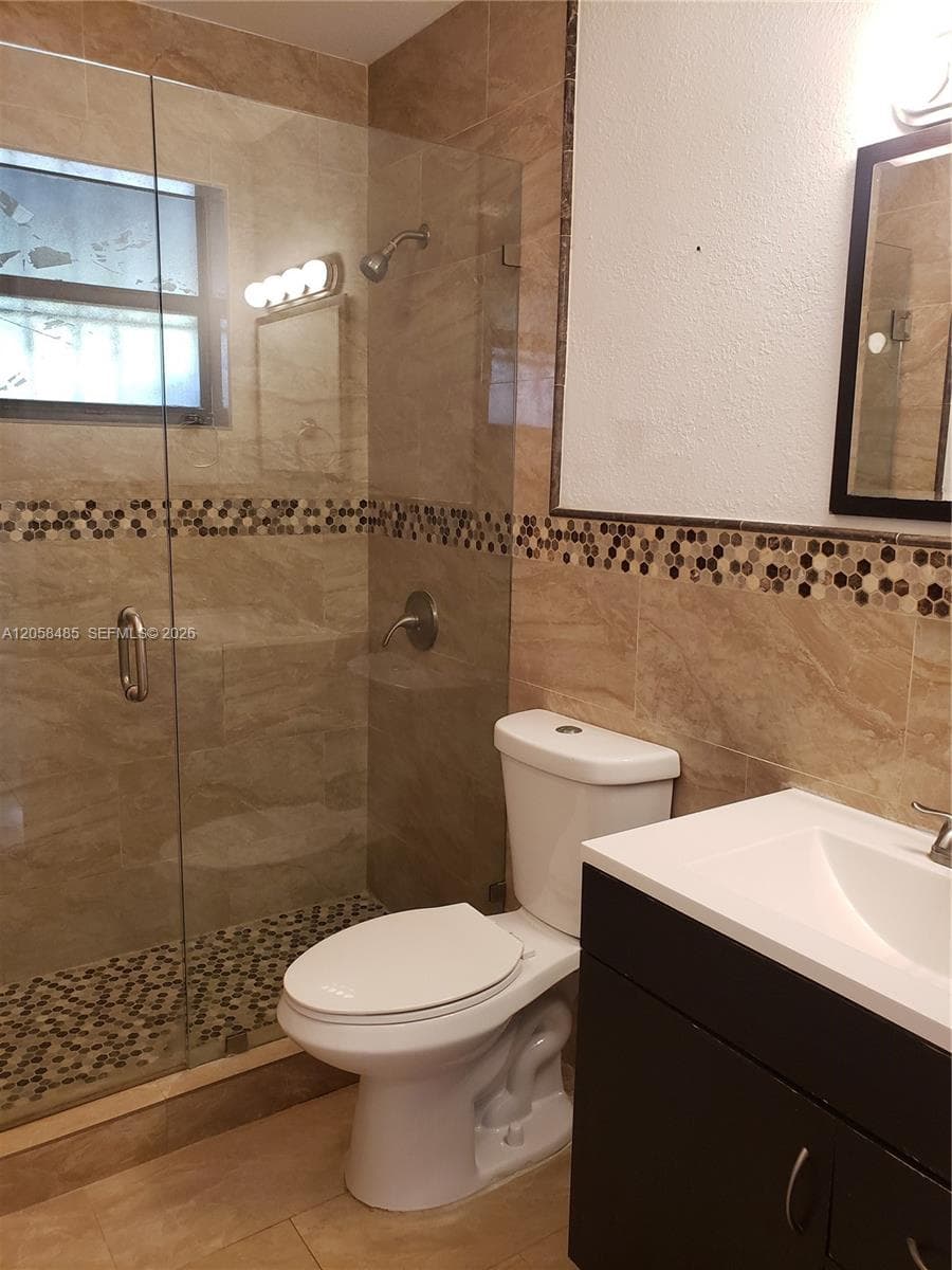2998 NW 30th St # 2995 2 bedroom, Miami FL 33142 photo 4