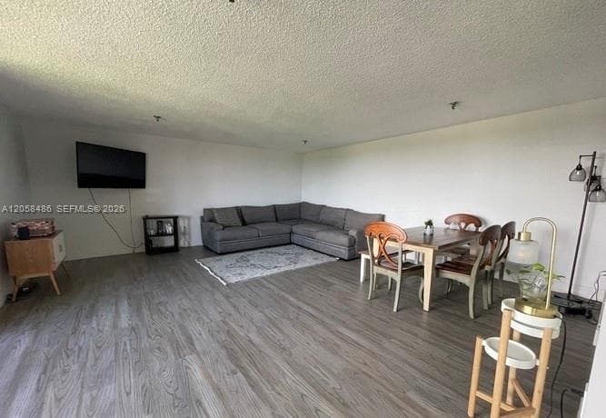 671 NE 195th St # 404E, Miami FL 33179 photo 2