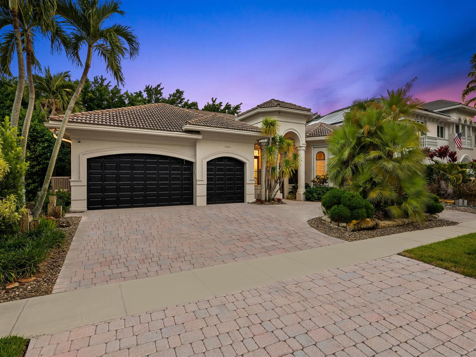 10800 Blue Palm Street, Plantation FL 33324