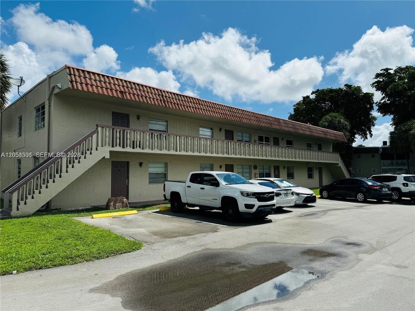 3777 NW 78th Ave # 8E, Davie FL 33024 photo 2
