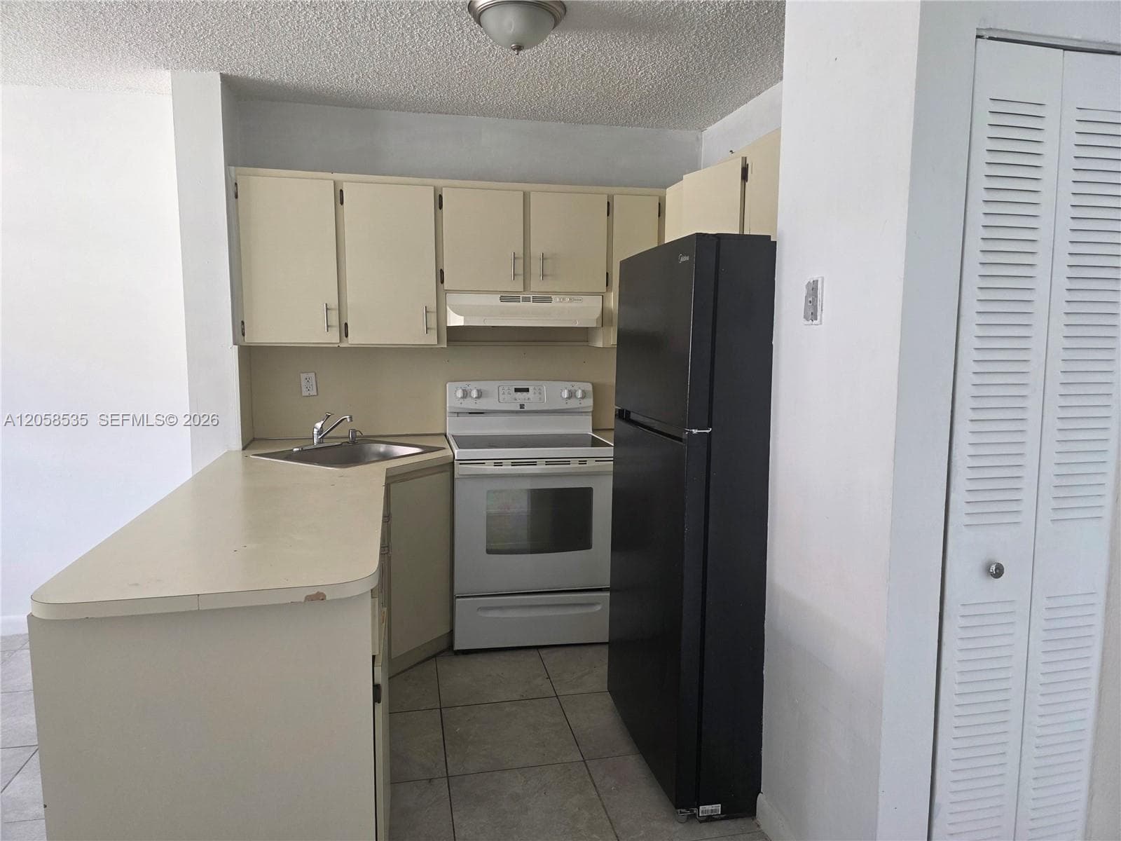 5525 W 24th Way # 11, Hialeah FL 33016 photo 4