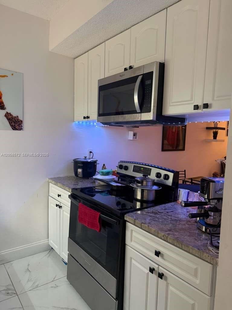 270 NW 71st Ave # 4, Miami FL 33126 photo 5