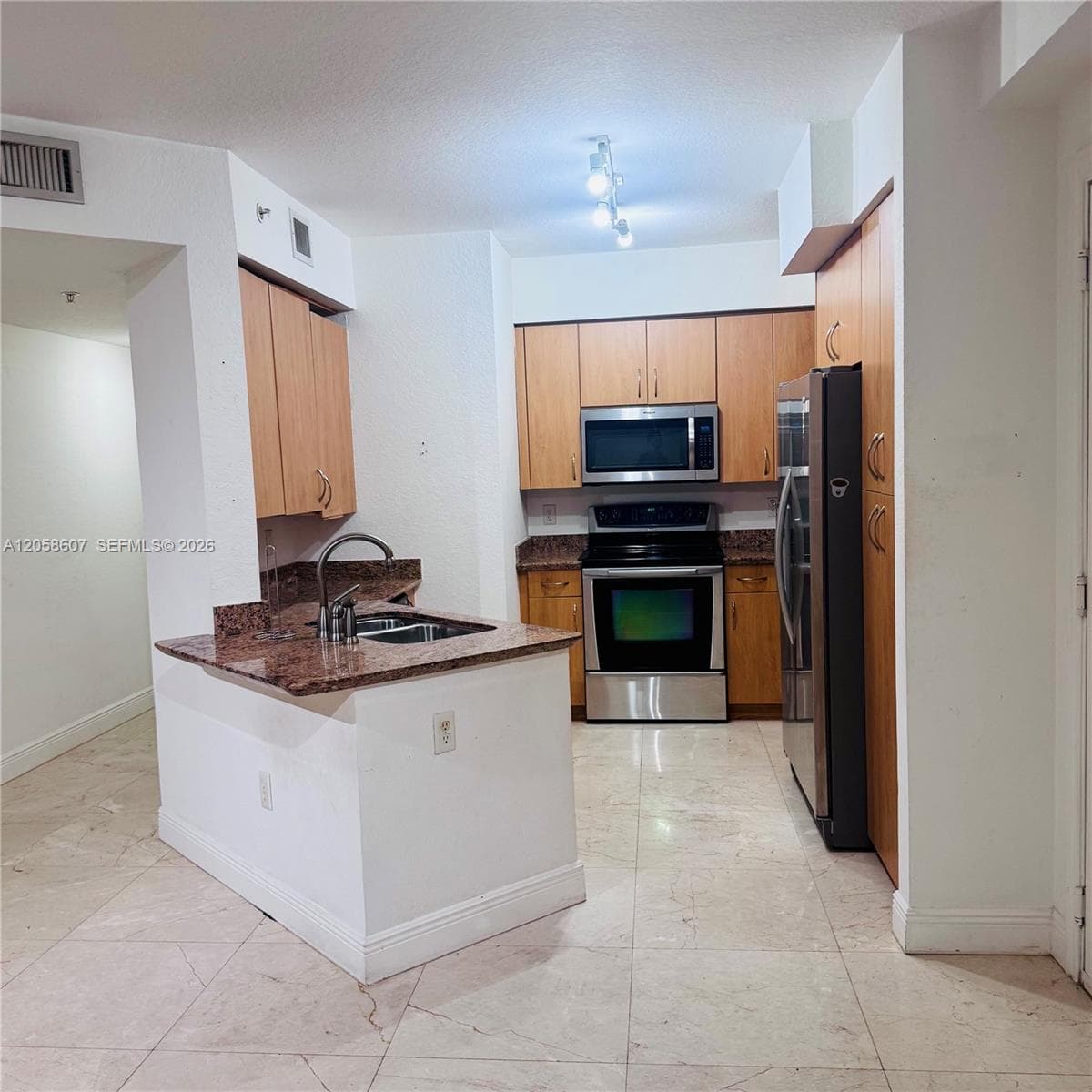 1830 Radius Dr # 217, Hollywood FL 33020 photo 2